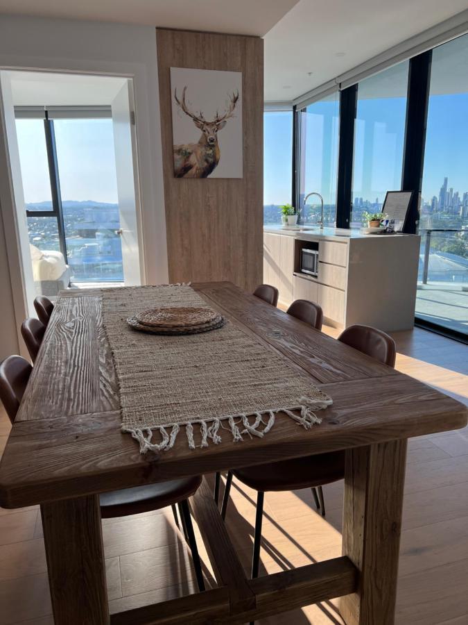 2 Bedroom Luxurious Family Apartment Next To Pacific Fair - Broadbeach Gold Coast Gc22 Exterior photo